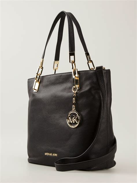 black and blue michael kors purse|Michael Kors black shoulder handbags.